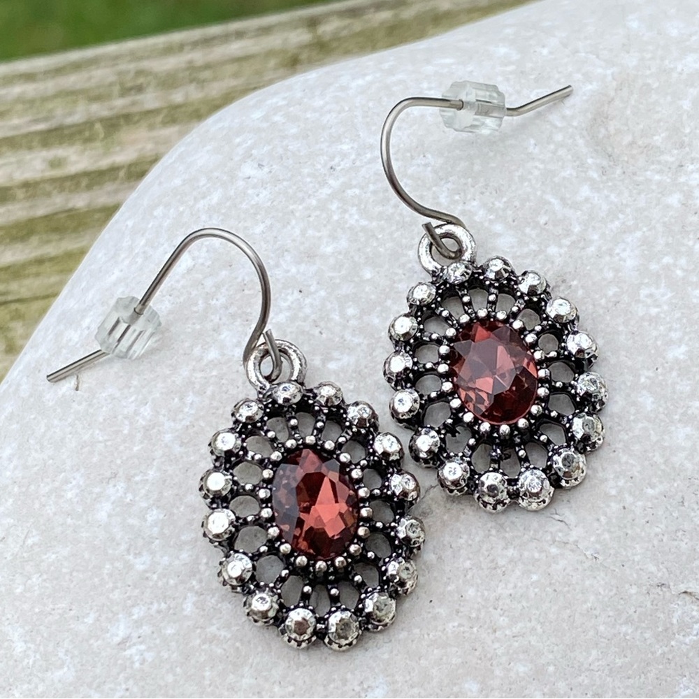 Willabee & Ward Venice drop earrings Starburst silver with red stone earrings